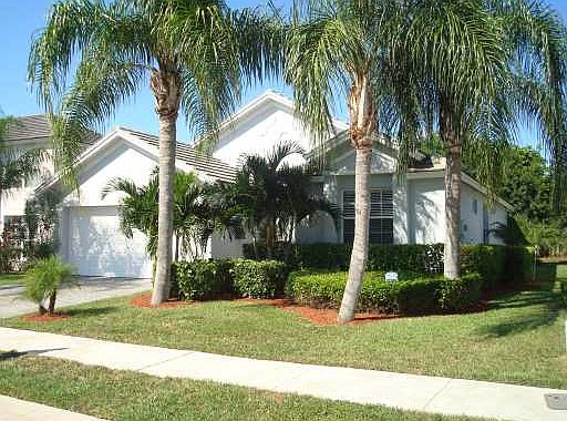 1st image of 2046 Normandy Cir