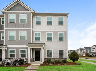 6045 Kayton St, Raleigh, NC 27616