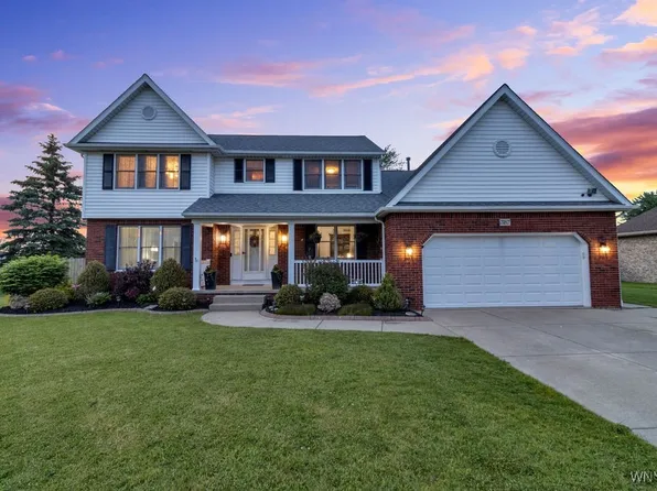 3187 Woodland Ct N, North Tonawanda, NY 14120