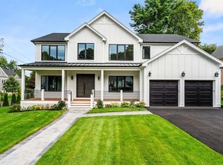 7 Stevens Rd, Lexington, MA 02421