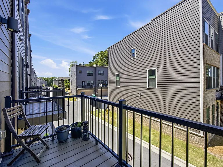 964 Broad River Ln — Photo 13