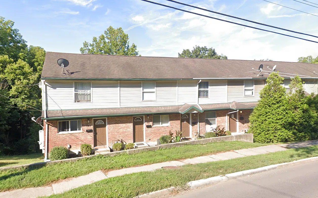 2 bed, 1.5 bath, 928 sqft, $1,250 — Photo 1