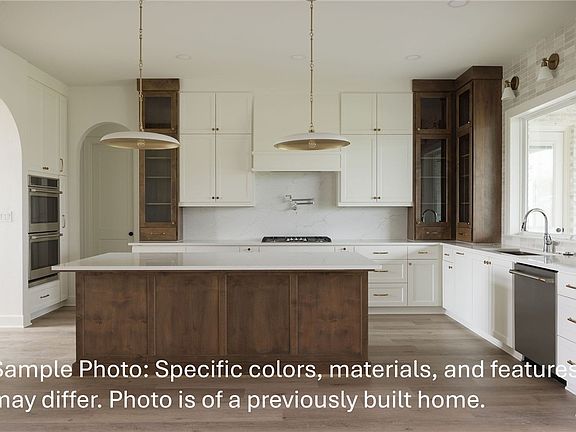 4th image of 10390 Charlinda Ln