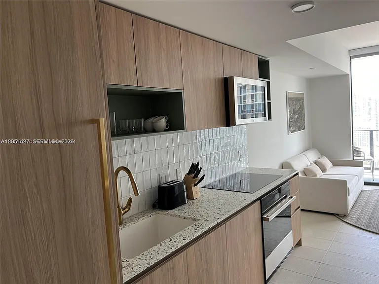 159 NE 6th St #2807 — Photo 4