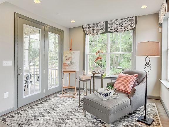 Sunroom with deck access