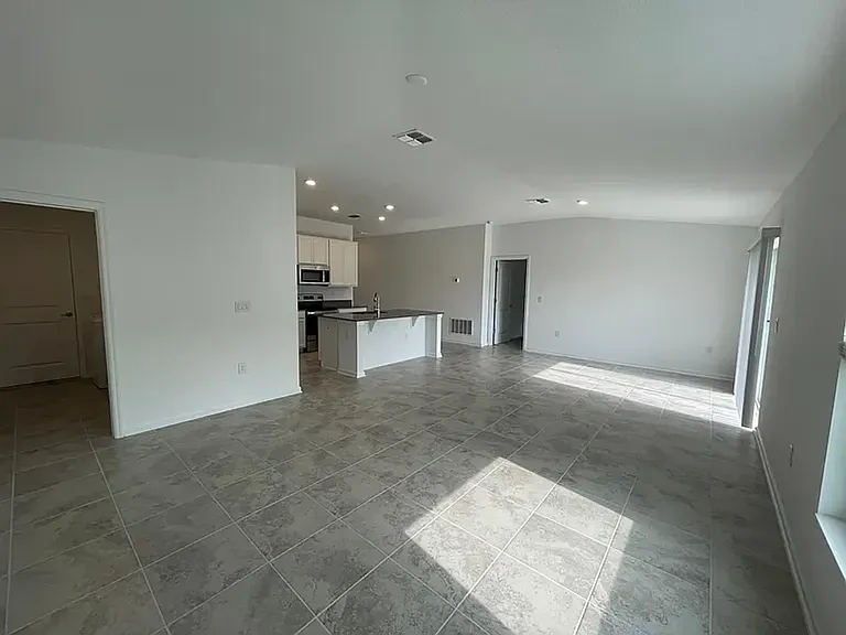 821 Citrus Reserve Blvd — Photo 2