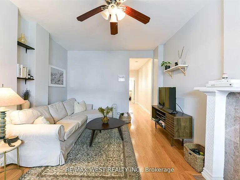 734 Indian Rd #MAIN FL — Photo 3