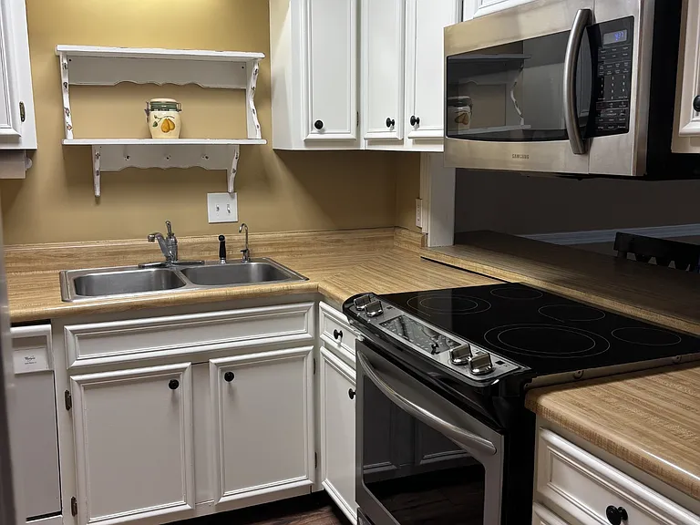 220 Harpers Mill Ct — Photo 14