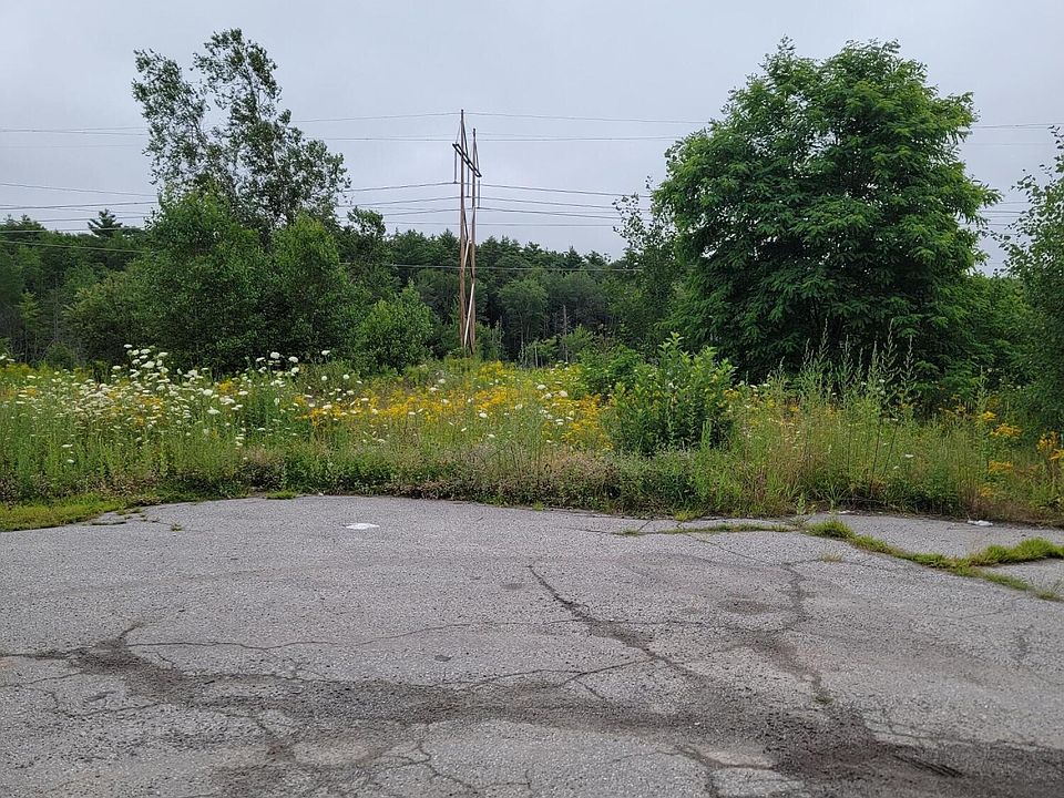 2nd image of 168 Eastern Avenue