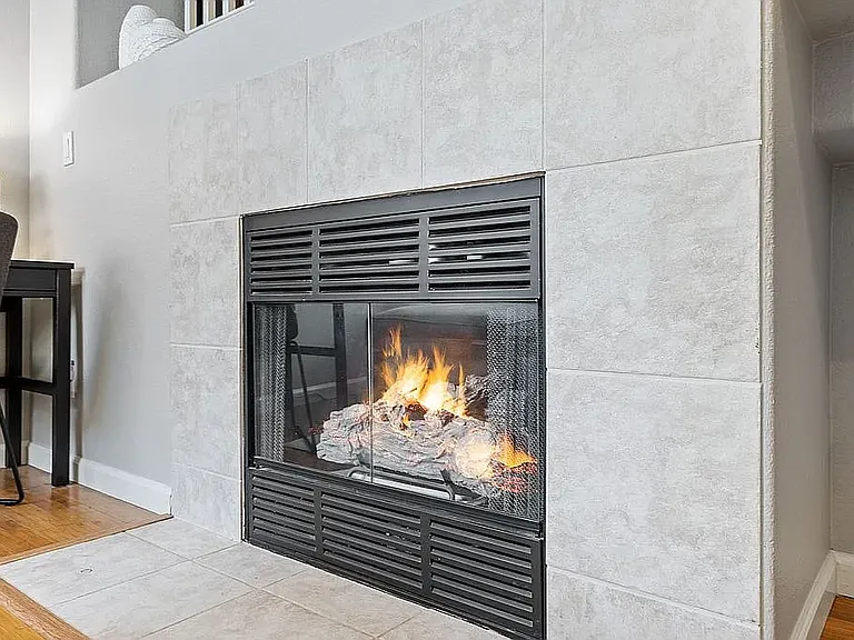 125 Sydney Ln — Photo 21