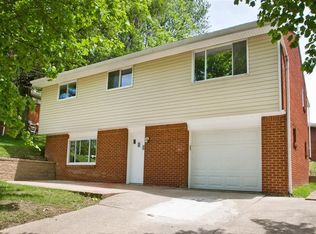 551 Daily Dr, North Huntingdon, PA 15642