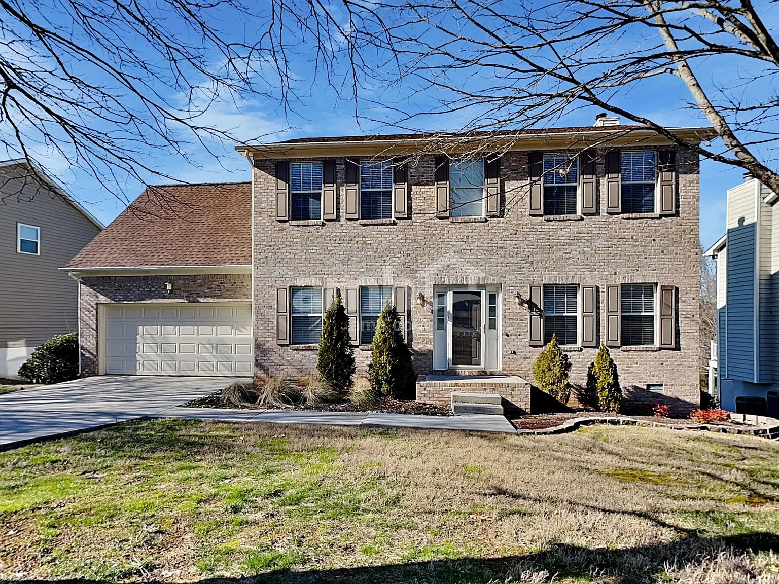 3 bed, 2.5 bath, 2184 sqft, $2,610 — Photo 1