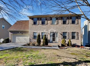 8317 Mecklenburg Ct, Knoxville, TN 37923