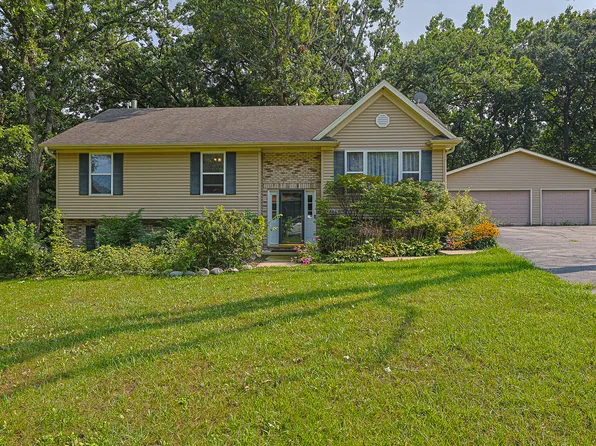 1305 13th St, Winthrop Harbor, IL 60096