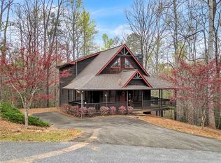 25 Mountain Path, Dahlonega, GA 30533