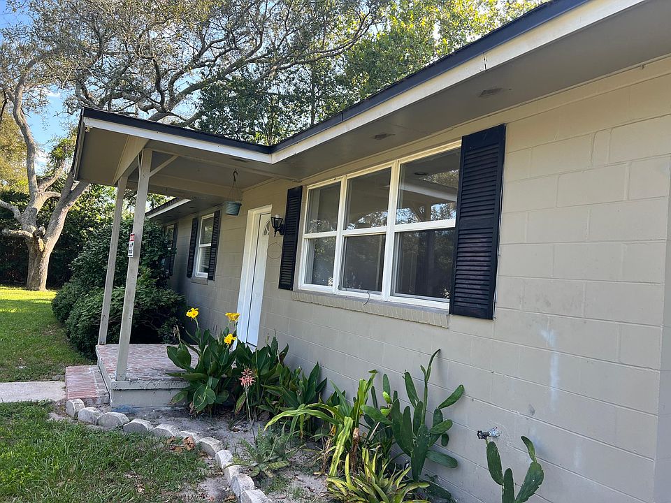 1st image of 12550 Caron Dr