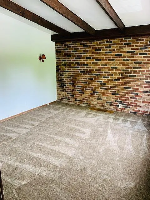 3 bed, 1455 sqft, $1,425 — Photo 2