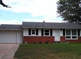 4611 Remembrance Rd NW, Grand Rapids, MI 49534