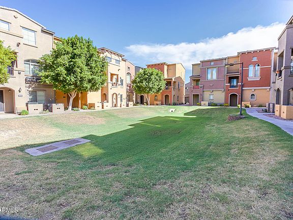 3rd image of 2401 E RIO SALADO Parkway #1083