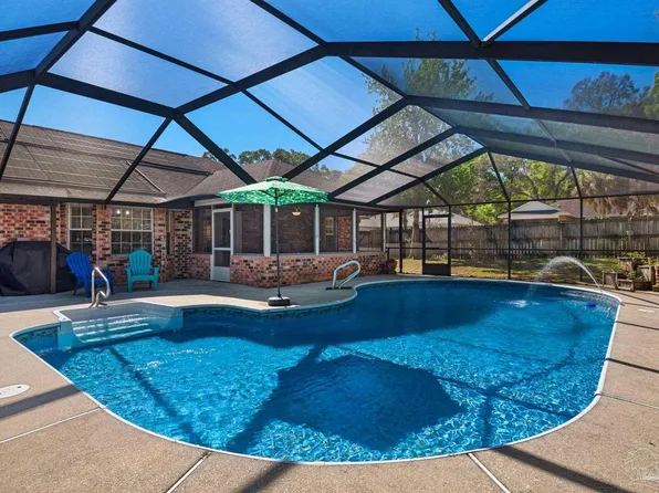 3101 Lost Creek Dr, Cantonment, FL 32533