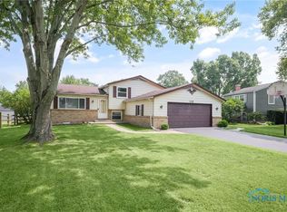 119 Pheasant Dr, Perrysburg, OH 43551