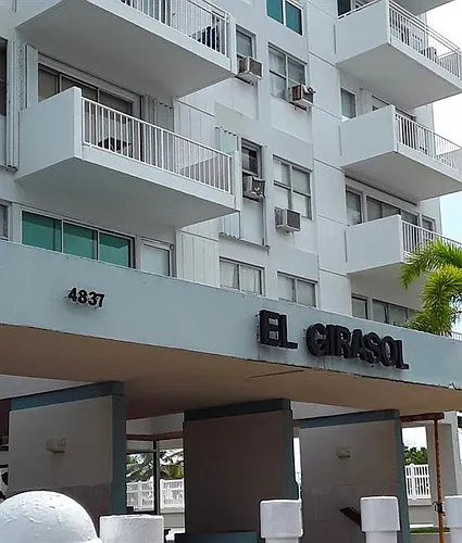 Isla Verde Ave. Cond. El Girasol #303 Photo 1 Isla Verde Ave. Cond. El Girasol #303 Photo 1