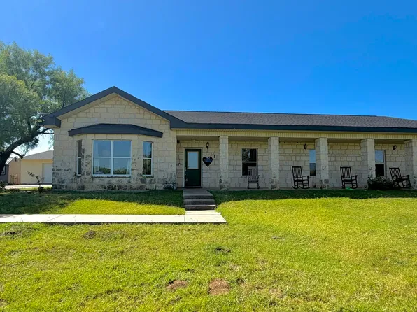 124 County Road 118, Llano, TX 78643