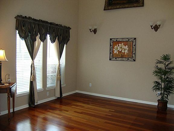 4th image of 24214 Hamptonshire Ln