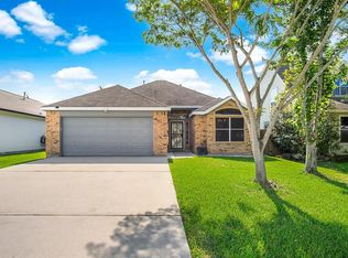 829 N 1st St, La Porte, TX 77571