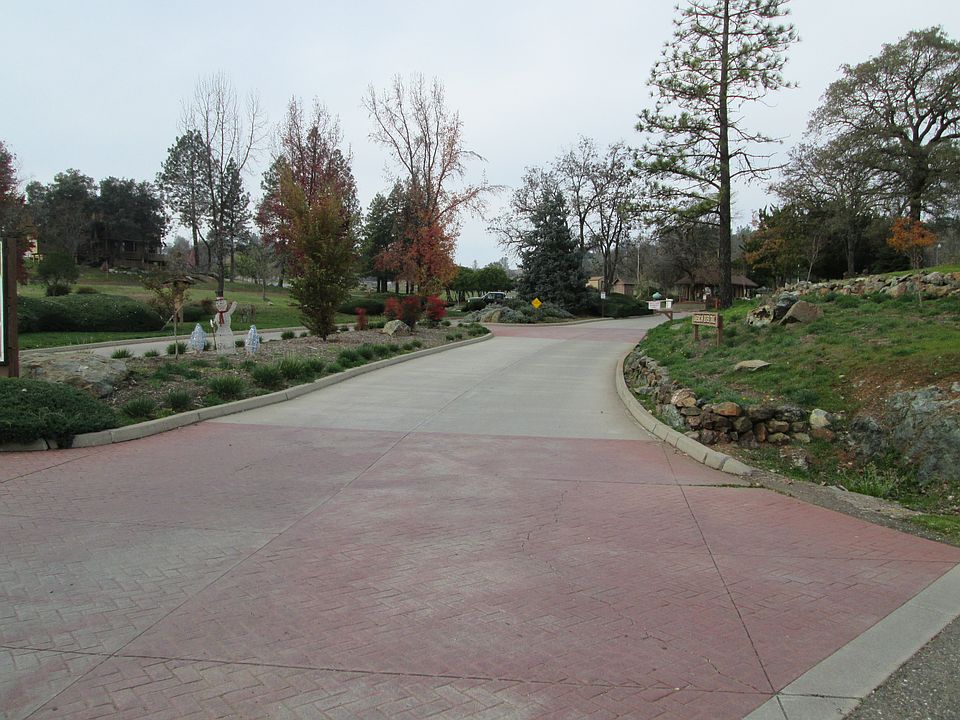 2nd image of 1680 American River Trl