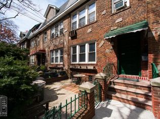 3940 51st St, Woodside, NY 11377