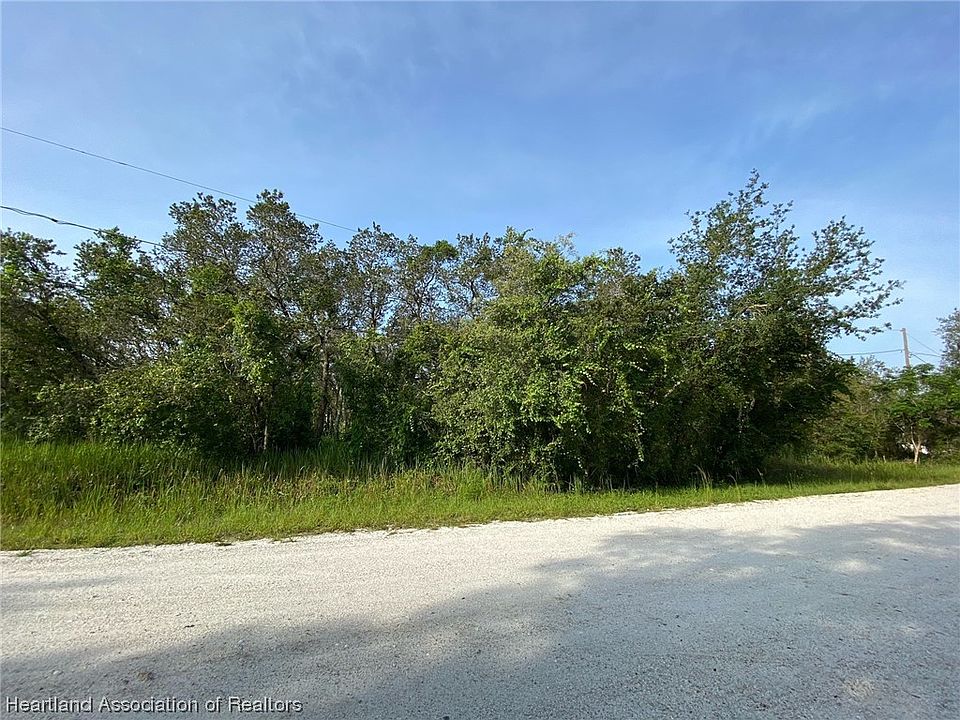 2nd image of 2501 W Raven Rd