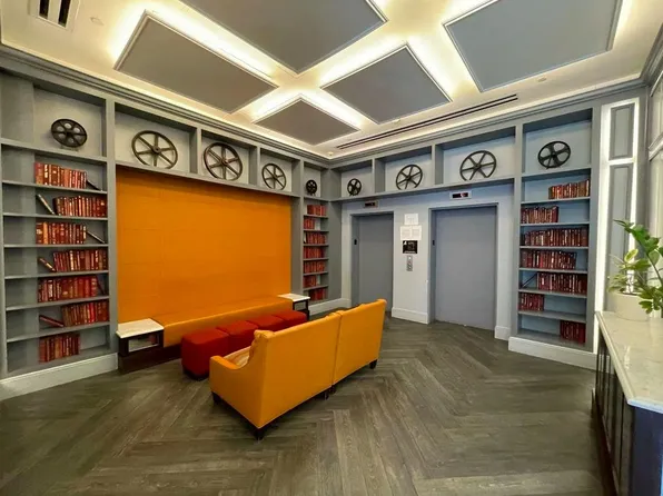 490 Myrtle Avenue image 13 of 21