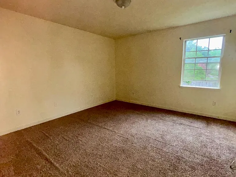 Unit Photo