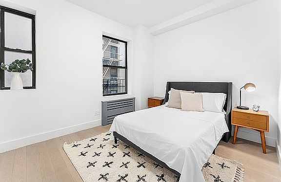 5th image of 915 W End Ave APT 107