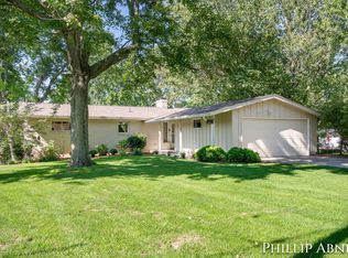 8391 Cowan Lake Dr NE, Rockford, MI 49341