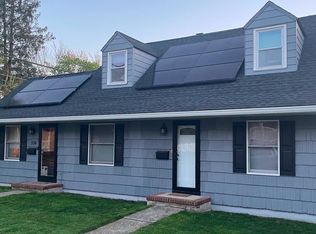 536 Willow St #B, Bordentown, NJ 08505