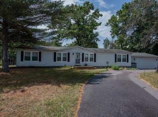 N6865 Sandstone Dr S, Mauston, WI 53948