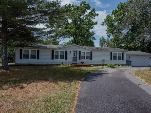 N6865 South Sandstone Drive, Mauston, WI 53948
