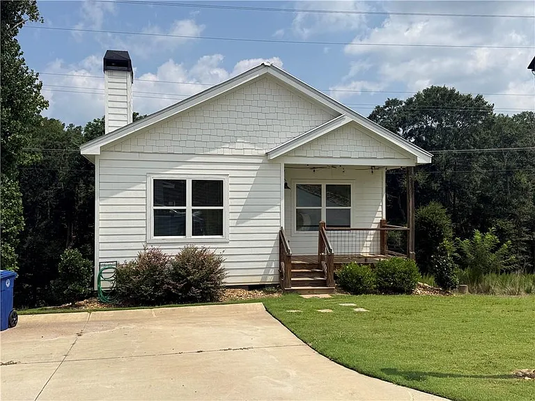 519 Liberty Park Dr NE — Photo 11