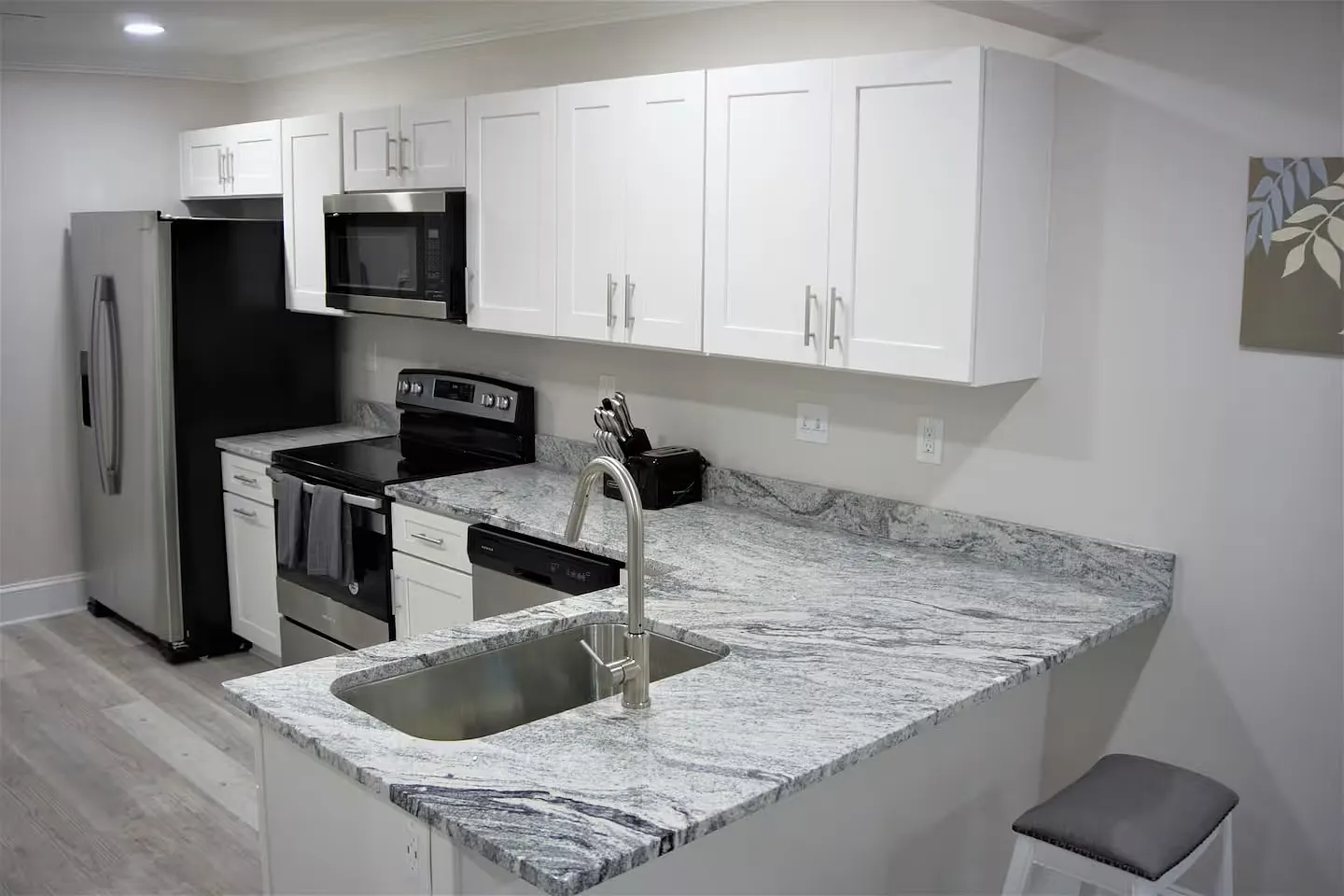 4 bed, 1650 sqft, $2,295 — Photo 3
