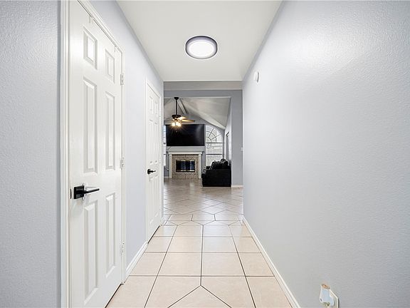 5th image of 5410 Knights Cir