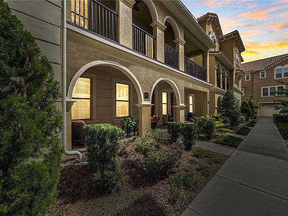 2nd image of 2317 Lobelia Dr