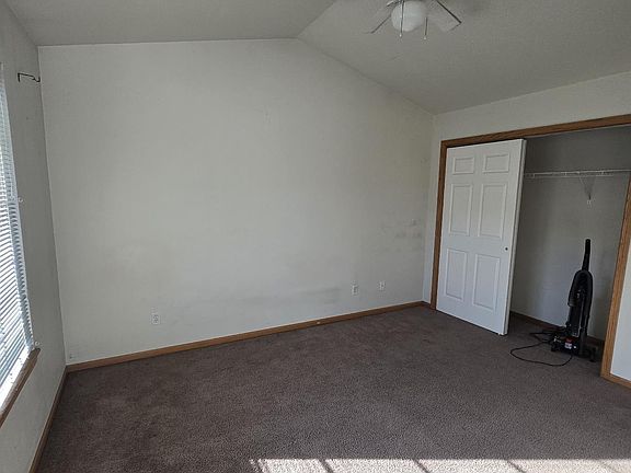 5th image of 442 4th Ave