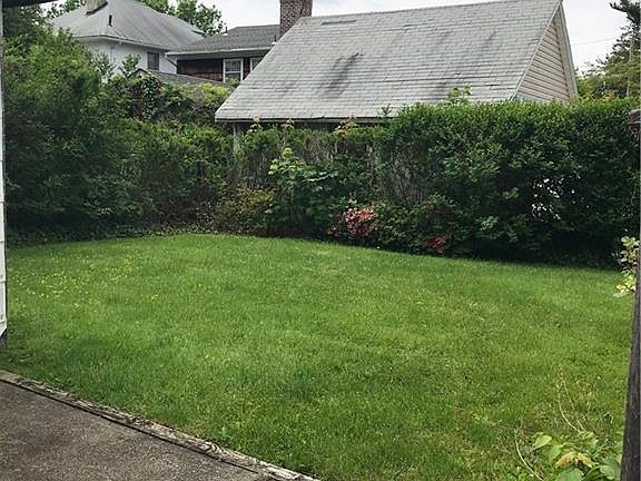 5th image of 88 Bayview Ave