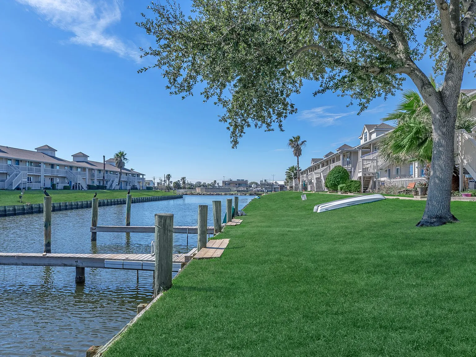 Island Bay Resort Apartments — Photo 3