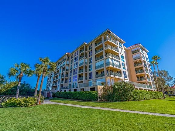 4th image of 4737 Dolphin Cay Ln S APT 308