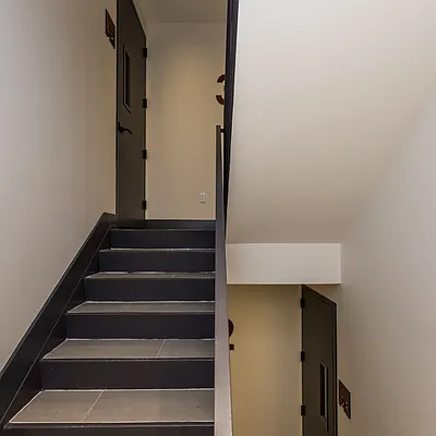 Rented by Nooklyn NYC LLC | media 43