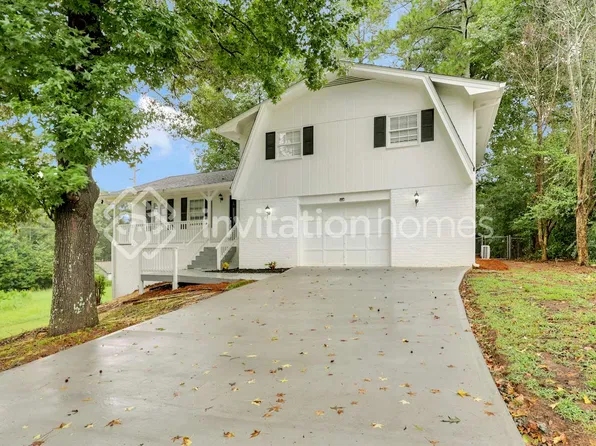59 Melody Ln, Lawrenceville, GA 30043