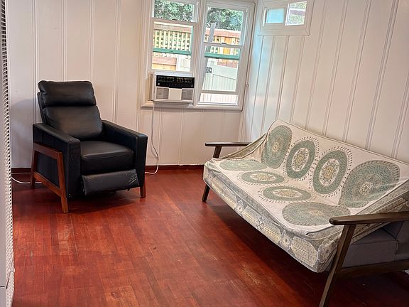 5th image of 1627 Felton St